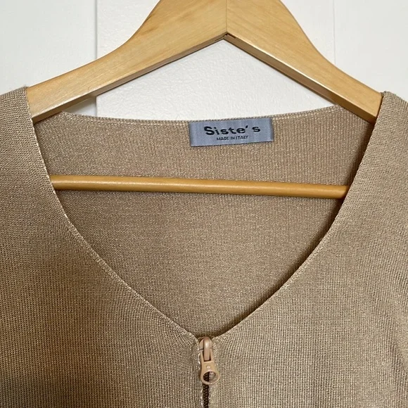 Siste’s Cardigan - Picture 2 of 9